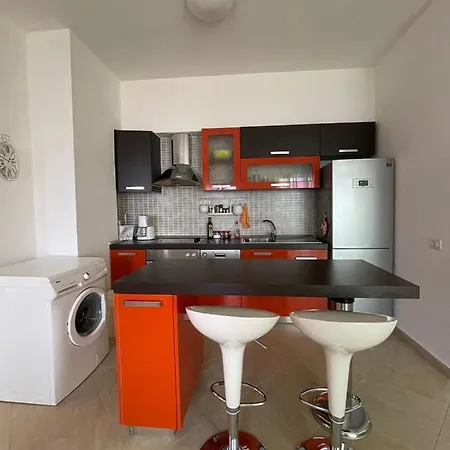 Flat Saranda